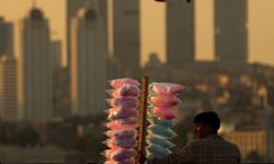 İstanbul'da Valiliği duyurdu: İşletmelere kamera, seyyar satılıcılara izin belgesi şartı getirildi