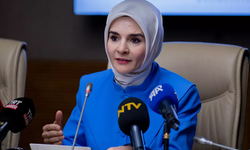 Aile Bakanı Göktaş, mavi gözlü bebek "siparişine" isyan etti