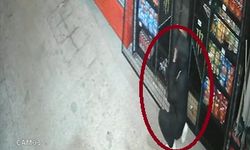 Mersin'de kilitli dolaptan içecek çalan şüpheliler güvenlik kamerasına yakalandı
