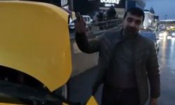 Ataşehir'de taksi şoförü aralarında engellilerin de bulunduğu aileyi araçtan indirdi