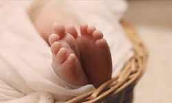 2 aylık bebek, açlık nedeniyle hayatını kaybetti