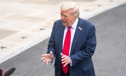 Trump, İran ile iş yapan ülkelere yüzde 25 gümrük vergisi getirdi