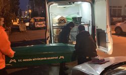 Polis kavga ihbarına gitti, banyoda c*setle karşılaştı