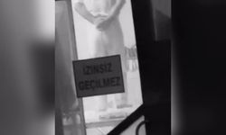 Tatlıcıda skandal görüntü: Ayakları ile hamur yoğurdu