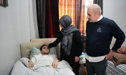 İstanbul'da metro çıkışında d-hşet, yardım etmek istedi, 6 yerinden b-çaklandı