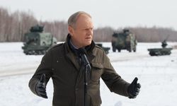 Polonya Başbakanı Tusk'tan vatandaşlarına "İran'ı terk edin" çağrısı