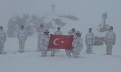 Gülşen teyze ve arkadaşlarından Mehmetçiklere bere hediyesi