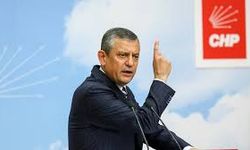 Özgür Özel, Gazeteci Alican Uludağ’ın tutuklanmasına yönelik açıklama yaptı