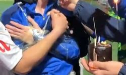 Takım arkadaşlarını koli bandıyla bağlayıp sirkeyle yıkadılar