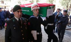 Kıbrıs'ta kazada hayatını kaybeden uzman onbaşı son yolculuğuna uğurlandı