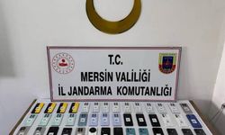 Mersin’de 800 bin liralık gümrük kaçağı telefon ele geçirildi