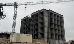 TOKİ konutları Tarsus'ta yükselmeye başladı