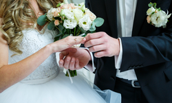 EVLENECEK GENÇLERE FAİZSİZ KREDİ VE DESTEK PAKETİ