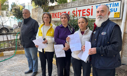 Apartman sakinlerine 'raporlu' zulüm:  Kapıya dışkı, asansöre çöp...