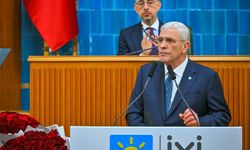 Müsavat Dervişoğlu: “Türkiye Bir Sonraki İran Değildir”