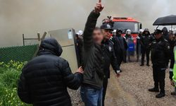 Adana'da yıkım gerginliği: Evini yaktı, gözaltına alındı