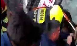 Silifke’de feci kaza: Kanala uçan tankerin sürücüsü araçta sıkıştı!