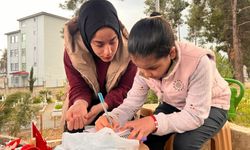 S*ldırıda hayatını kaybeden öğrencilerin mezarlarına bırakılan notlar duygulandırıyor