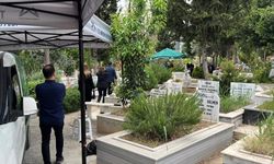 Boğazına çilek kaçarak hayatını kaybeden minik Mustafa Mersin’de toprağa verildi