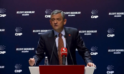 Özgür Özel “Bu haysiyet cellatlarını unutursak ş*r*fsiziz”