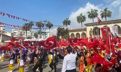 Mersin’de 23 Nisan resmi törenle kutlandı