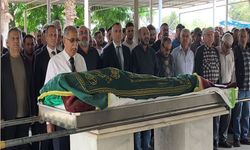 Mersin'de akaryakıt tankında çıkan yangında ölen işçi toprağa verildi