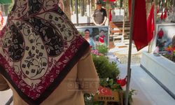 Mersin Şehitliği'nde hüzünlü bayramlaşma