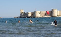 Güneşi gören denize girdi: Havalar ısındı, turizm sezonu başlıyor