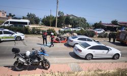 Erdemli’de 4 otomobil birbirine girdi: 1 yaralı