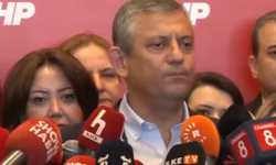 Özgür Özel “Delegemizin otur dediği yerde otururuz.”