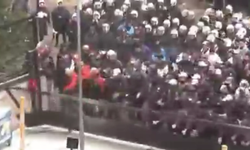 Cumhuriyet Halk Partisi binasında bulunan CHP'lilere müdahale başladı