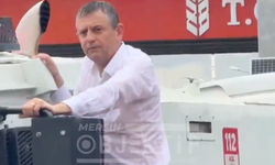 Özgür Özel TOMA’nın Üzerine Çıktı: “Direne Direne Kazanacağız” Sesleri Yükseldi