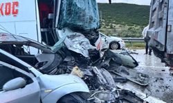 TAG Otoyolu'ndaki zincirleme trafik kazasında 1'i ağır 5 kişi yaralandı