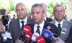 Özgür Özel: Olağanüstü kurultay için imza süreci başlatıldı