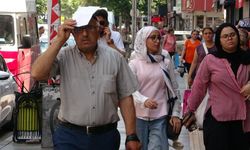 Sıcak ve nem hayatı olumsuz etkiliyor: Uzmanlar bol su tüketilmesini öneriyor