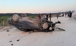 Mersin'de stabilize yolda otomobil takla attı: 1 ölü,1 yaralı