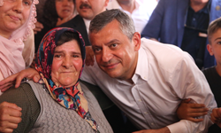 Özgür Özel Niğde’den Erdoğan’ı Hedef Aldı: “Tayyip Bey’e de Sapı Kalmış”