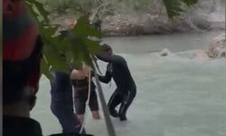 Mersin'de derede mahsur kalan 7 kişi kurtarıldı