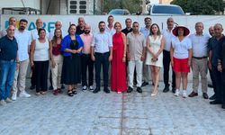 Yeni Parti Tarsus’ta Sahaya İndi: İlk Toplantı Gerçekleştirildi
