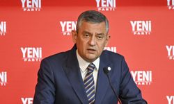 ÖZGÜR ÖZEL'DEN "CAMBAZ" VE "SOĞUK CÜZDAN" ÇIKIŞI