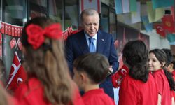 Cumhurbaşkanı Erdoğan, ‘Çayeli’nden Öteye’ türküsünü söyledi