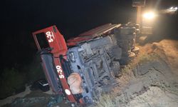 Orman yangınına müdahale eden arazöz devrildi: 2 işçi yaralandı
