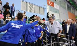 TOROSLAR’IN KADIN VOLEYBOL TAKIMI SEZONA GALİBİYETLE BAŞLADI
