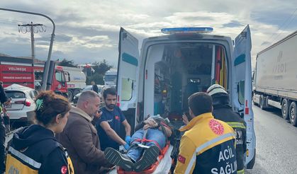 Kırmızı ışık ihlalinin kazayla sonuçlandığı anlar kamerada