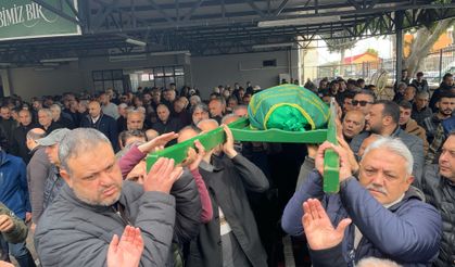 Mersin'de kalp krizinden ölen eski futbolcu Hakan Turgut'un cenazesi defnedildi