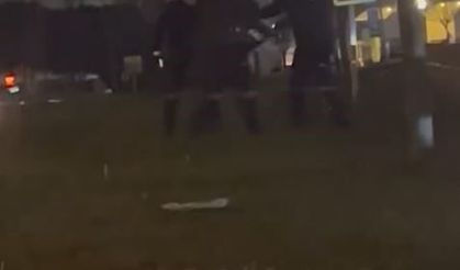 Telefon çalan adam E-5’e kaçtı, bekçiler minibüse binerek kovaladı