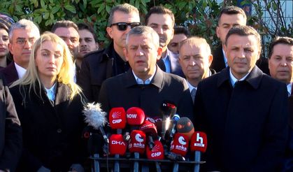 Özgür Özel, İBB davası hakimlerine ateş püskürdü!