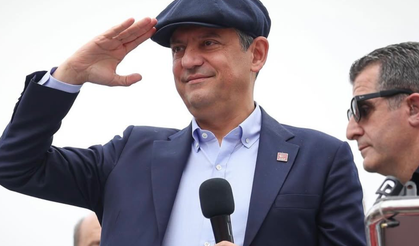 Özgür Özel: “CHP’li Olmayan İnsanlar Genel Merkezi Önüne Geldi”