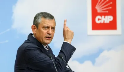 Özel, İzmir’den tarihi çağrı yaptı