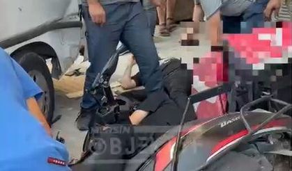 Minibüs ve kurye çarpıştı: 2’si ağır 3 yaralı